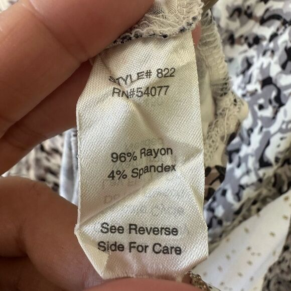 Cabi Animal Leopard Print Collar V Neck Button Down Shirt Dress L *Missing Belt - Picture 5 of 6